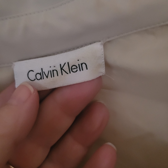 Calvin klein dress. - Picture 9 of 11